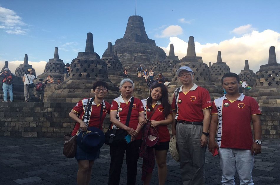 Borobudur Sunrise 5 Hour Private Tour from Yogyakarta
