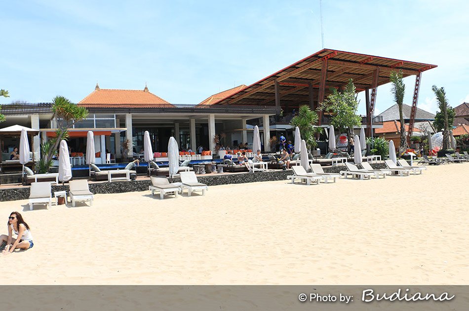 Half Day 3 in 1 - Banana Boat, Coral Underwater Walks and Fly Fishing Nusa Dua Tour