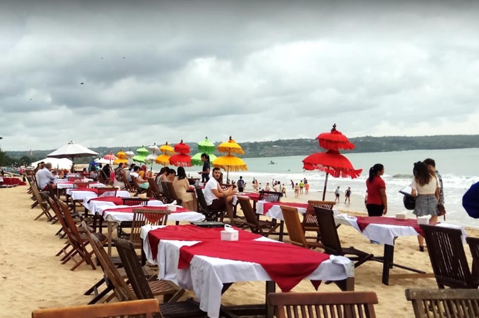 Private Candle Light Romantic Dinner in Jimbaran Bay