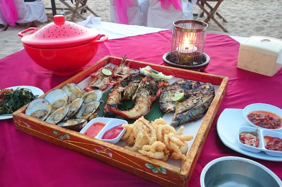 Private Candle Light Romantic Dinner in Jimbaran Bay