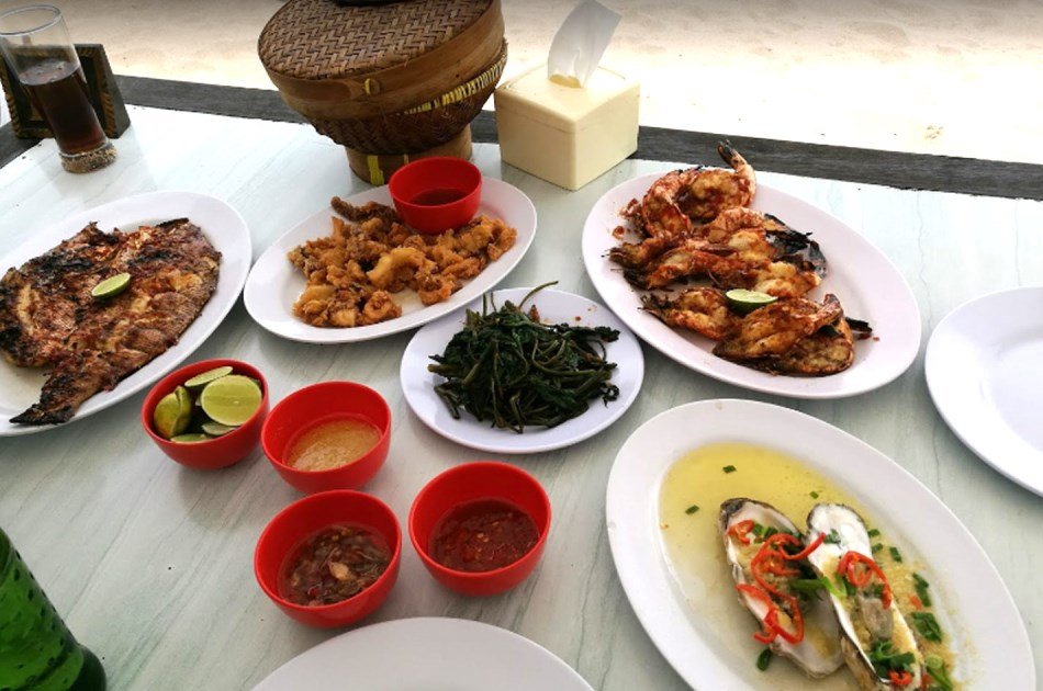 Private Candle Light Romantic Dinner in Jimbaran Bay