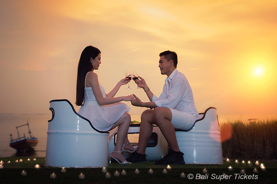 Private Candle Light Romantic Dinner in Jimbaran Bay