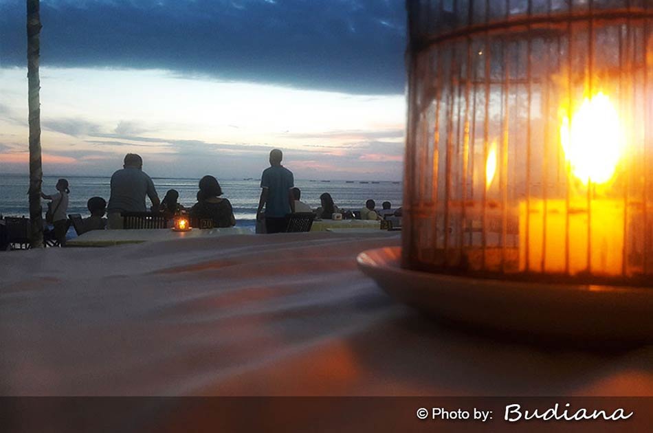 Private Half Day Uluwatu Sunset, Kecak & Dinner in Jimbaran Bay