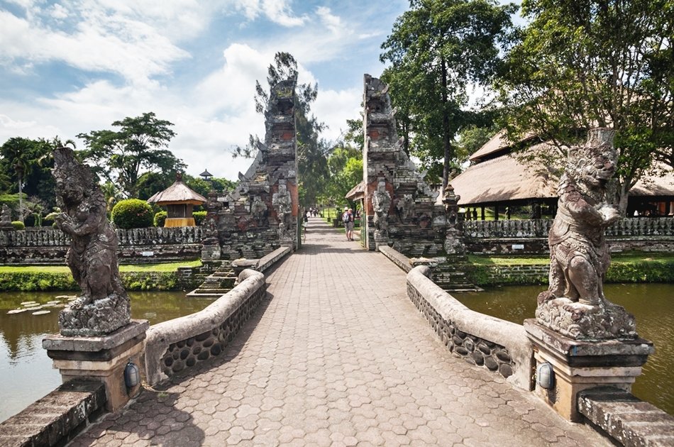 Private Tour of Bali's Water Temples With Lunch