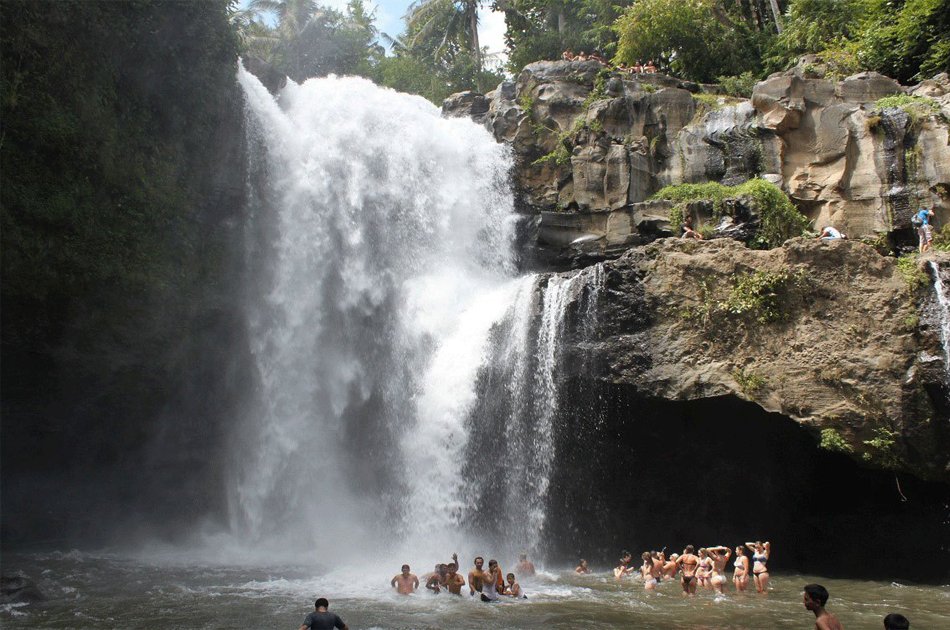 Private Tour: Waterfall in Ubud Full-Day Tour