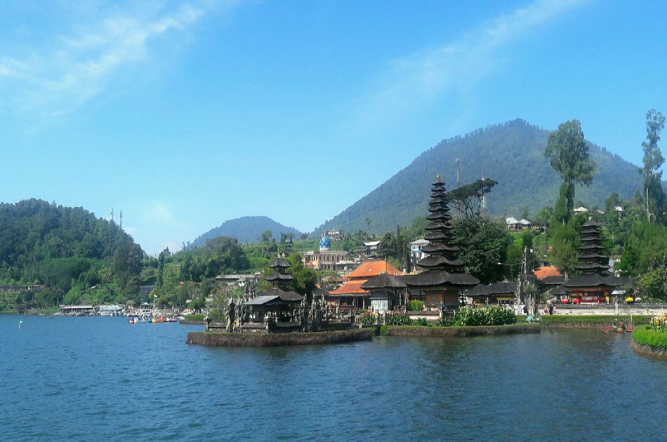 See Amazing Water Temples on Private Bali Day Tour