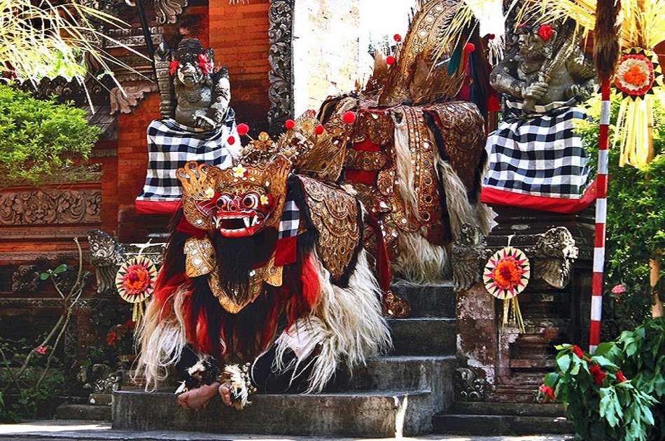 Ubud Village Tour and Barong Dance Performance
