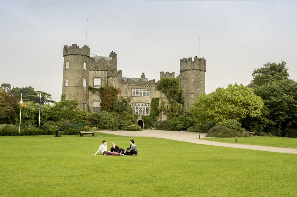 Afternoon Malahide Castle & Northern Coastal Group Tour