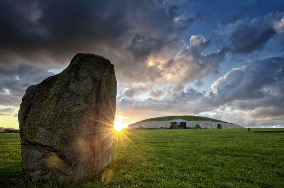 Full Day, Private Guided Tour Newgrange and the Boyne Valley in Ireland