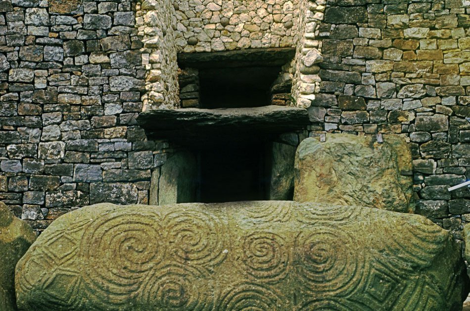 Full Day, Private Guided Tour Newgrange and the Boyne Valley in Ireland