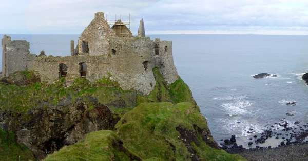 Giants Causeway and Game of Thrones® from Dublin - Touring Exhibition