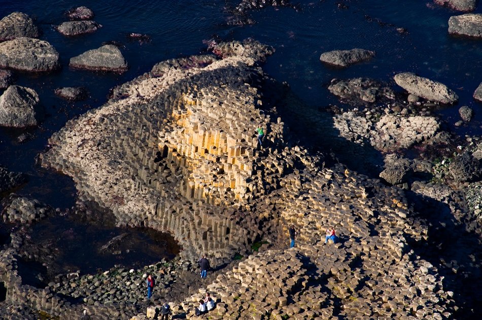 Giants Causeway Fully Guided Group Experience
