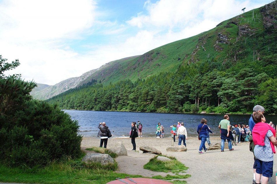 Wicklow Mountains & Glendalough Group Tour