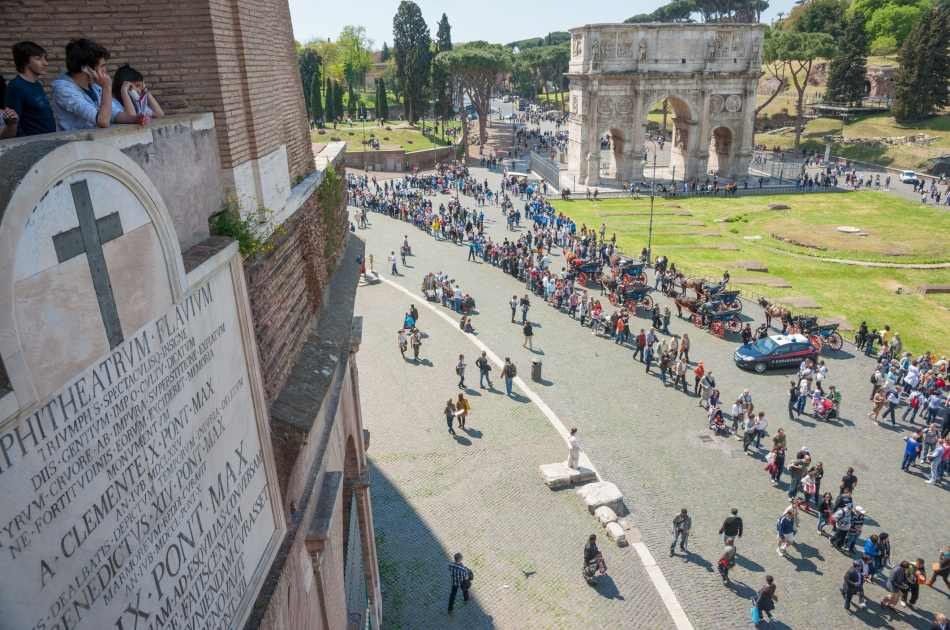Ancient Rome Group Tour: Colosseum, Roman Forum & Palatine Hill With Pick-up Afternoon Tour