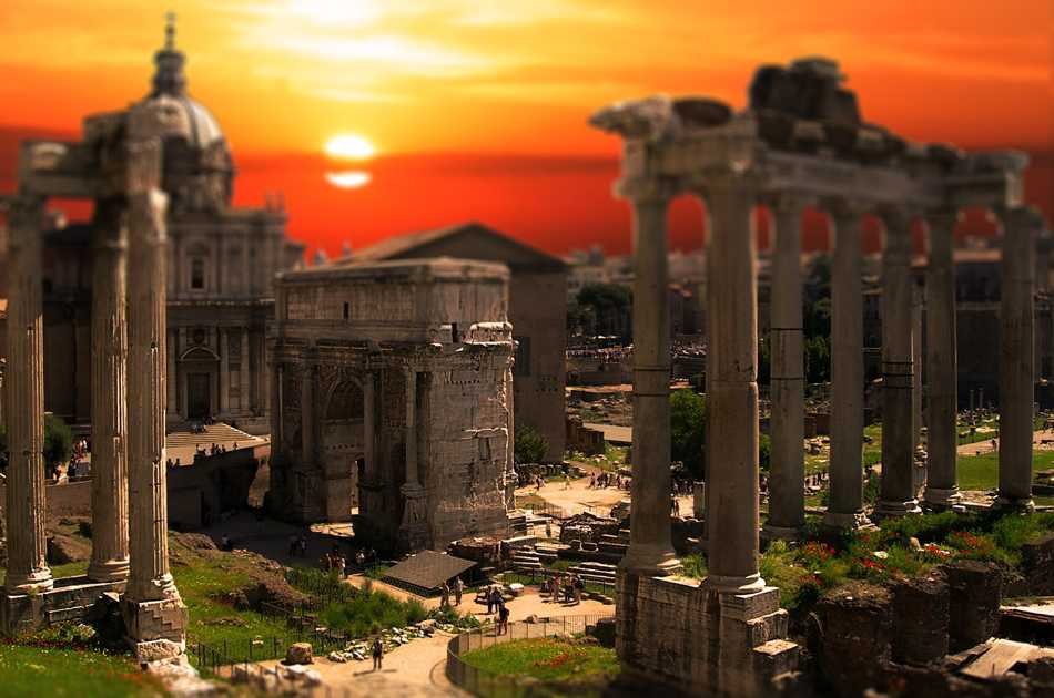 Ancient Rome Tour: Colosseum, Roman Forum & Palatine Hill With Pick-up Morning Tour