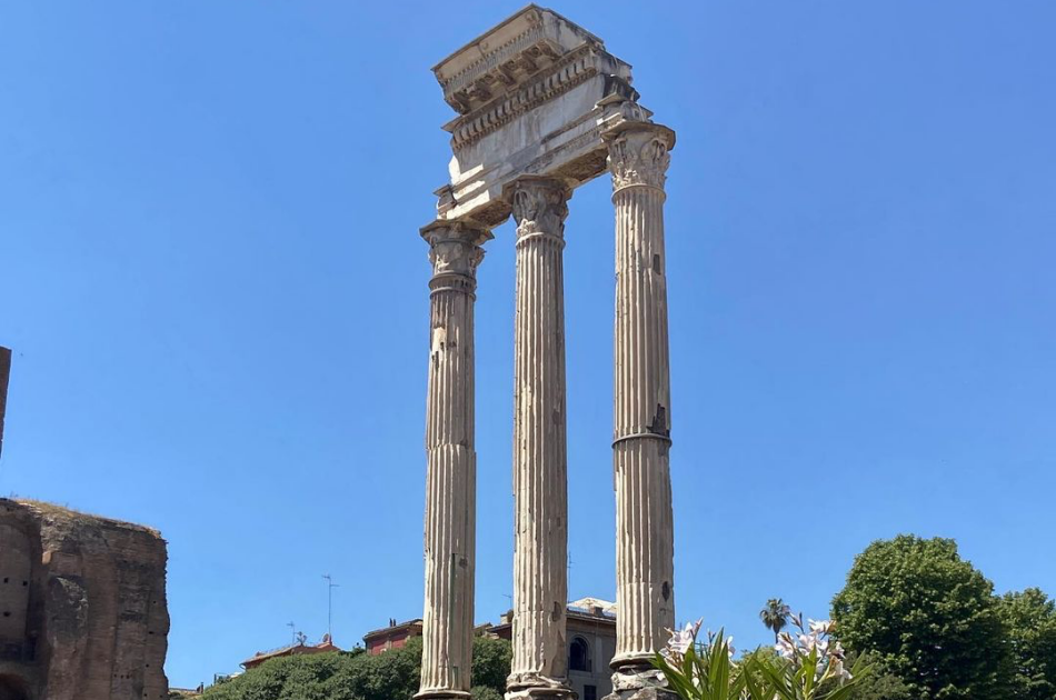 Ancient Rome Walking Tour: Colosseum & Roman Forum