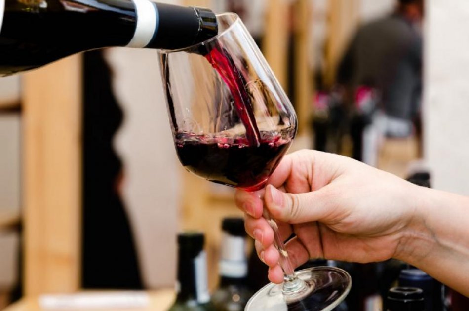 Barolo Wine Tour By Van from Milan - Small Group