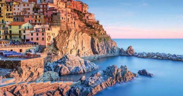Cinque Terre Day Tour from Milan