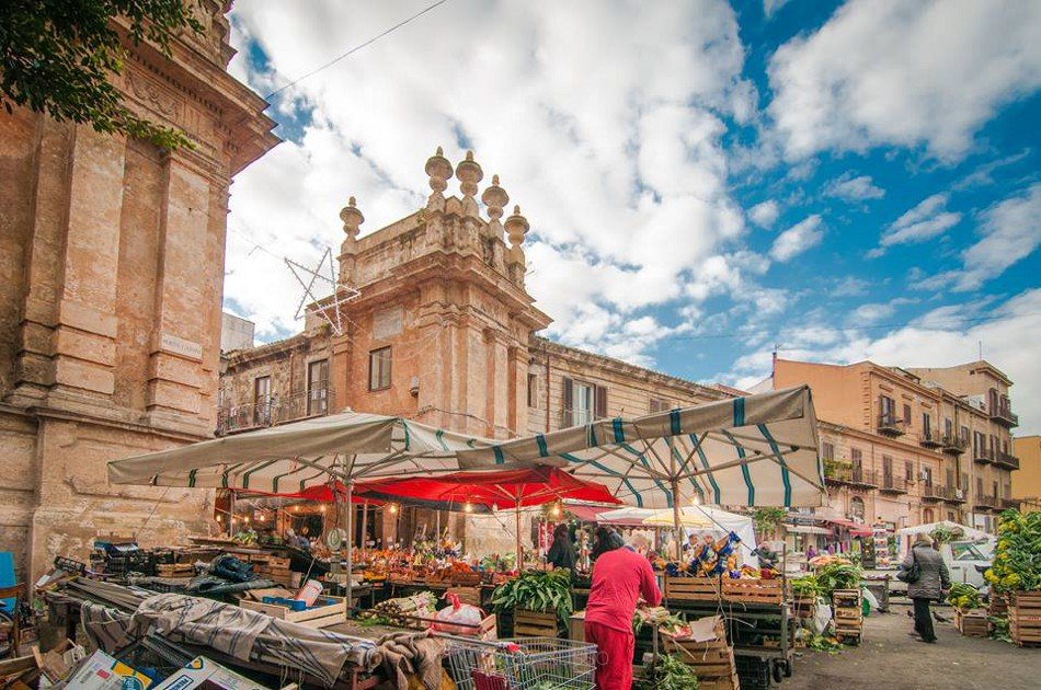 Discover Monuments and Markets in Palermo