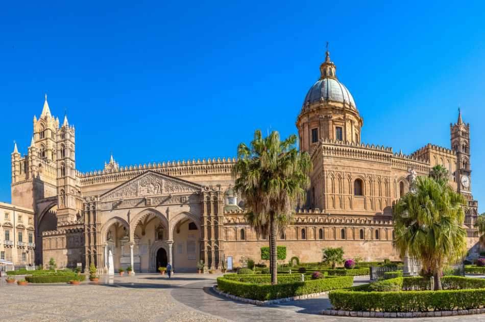 Discover Monuments and Markets in Palermo