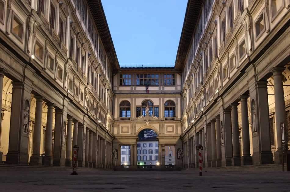 Florence Afternoon Guided City Tour with Santa Croce Church, Piazza Della Signoria & Uffizi Gallery