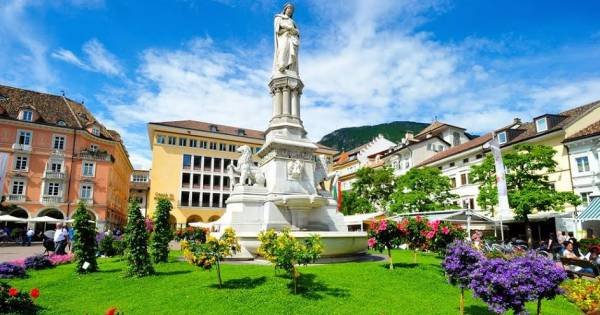 Guided Walking Tour “The historical City Centre of Bolzano”
