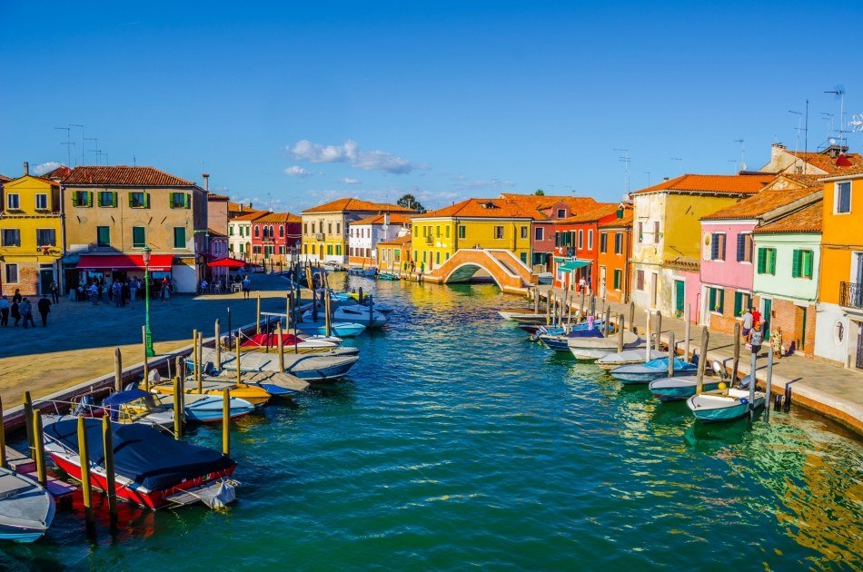 Half Day Murano & Burano Islands Boat Tour from Venice