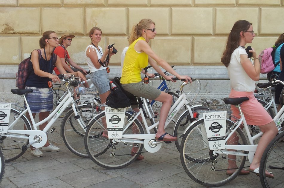 Palermo Old Town Bike Tour in Sicily
