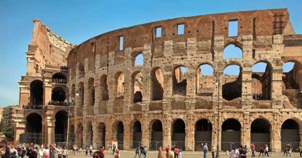 Semi Private Colosseum with Arena Entrance Tour