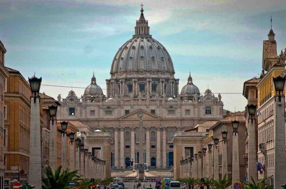 Small Group VIP Access to The Vatican