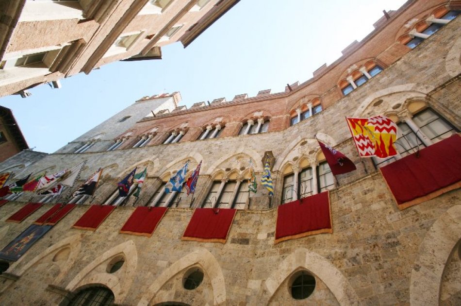Special Event: Siena' s Palio Horse Race