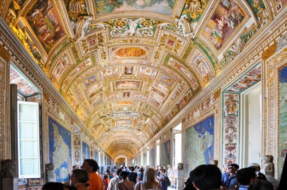 Take a Trip Back to the Italian Renaissance  in a Small Group