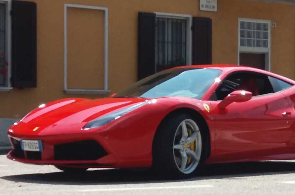 Test Drive a Ferrari 488 In Milan