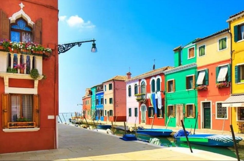 The Gems of the Lagoon: Murano and Burano