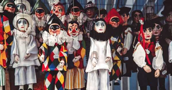The Secret Workshop of the Venetian Puppets