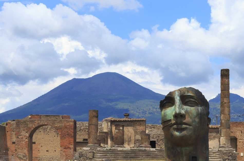 UNESCO JEWELS: Pompeii and its Ruins Group Tour