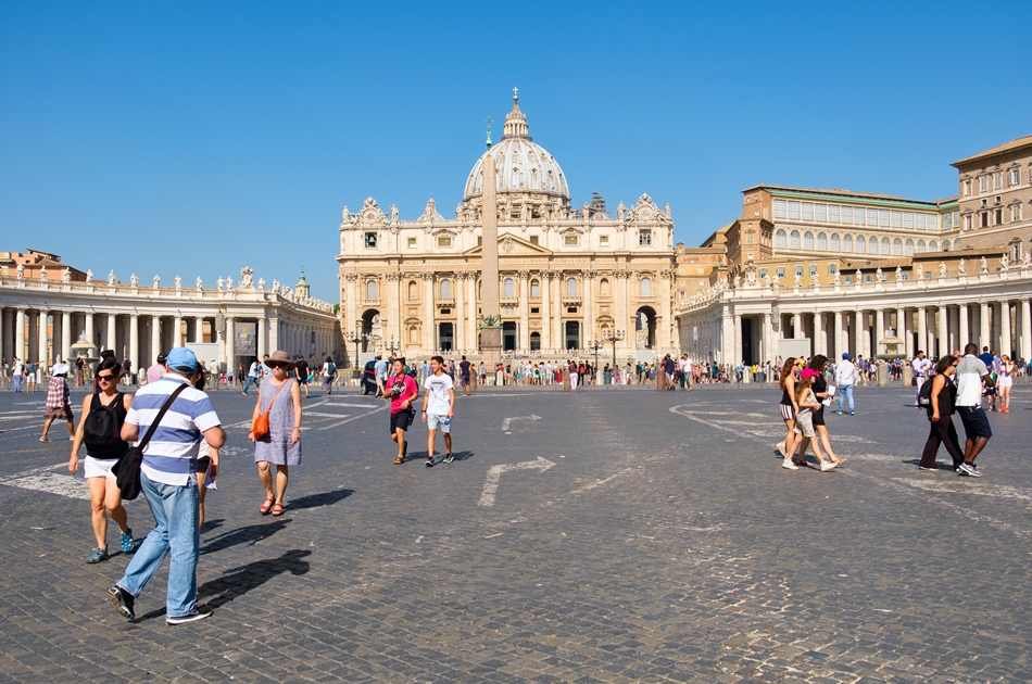 Weekend Combo: Vatican Museums & Archaeological Wonders of Rome