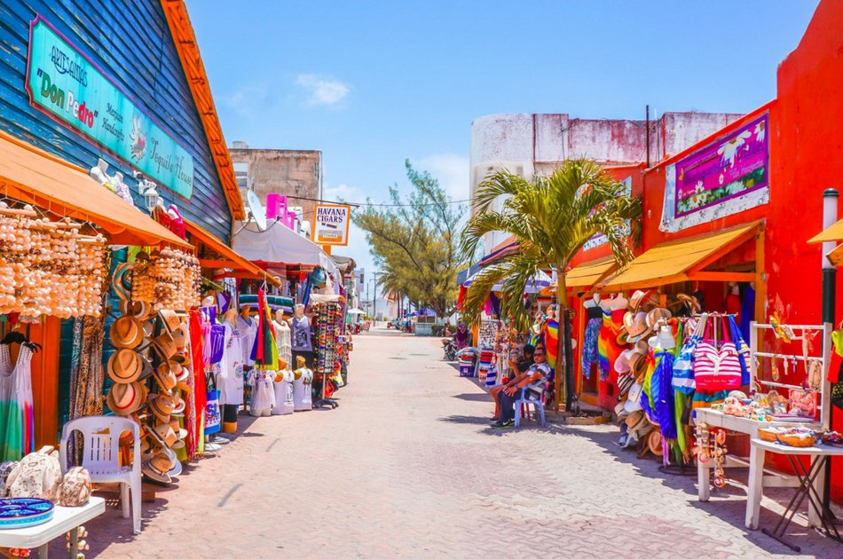 4 Hour Isla Mujeres Catamaran Mr 36 (up to 20 people)