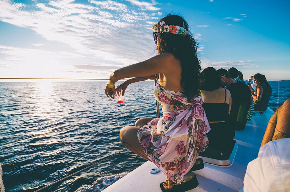 4 Hour Isla Mujeres Catamaran PDEX (up to 35 people)