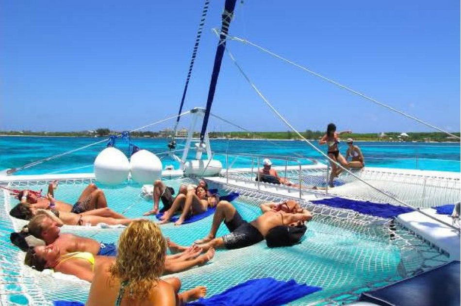 7 Hour Private Catamaran SP (75 Feet)