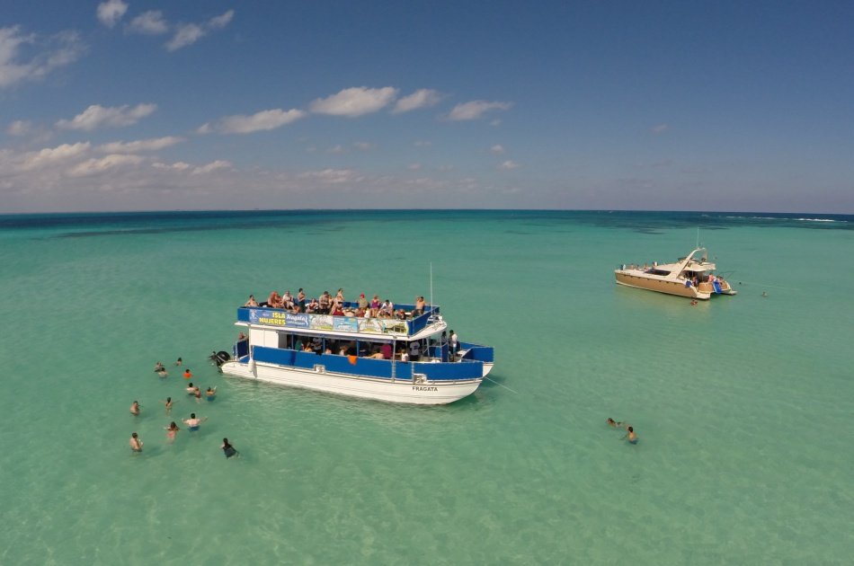 Spectacular Isla Mujeres Full Day Catamaran Tour Cancun