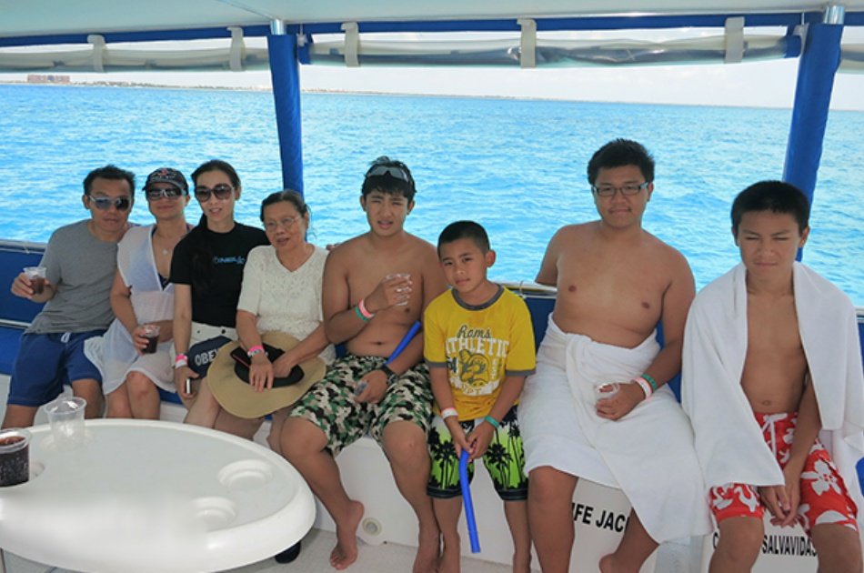 Spectacular Isla Mujeres Full Day Catamaran Tour Cancun