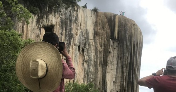 Walk through the Petrified Waterfalls of Hierve el Agua, Oaxaca