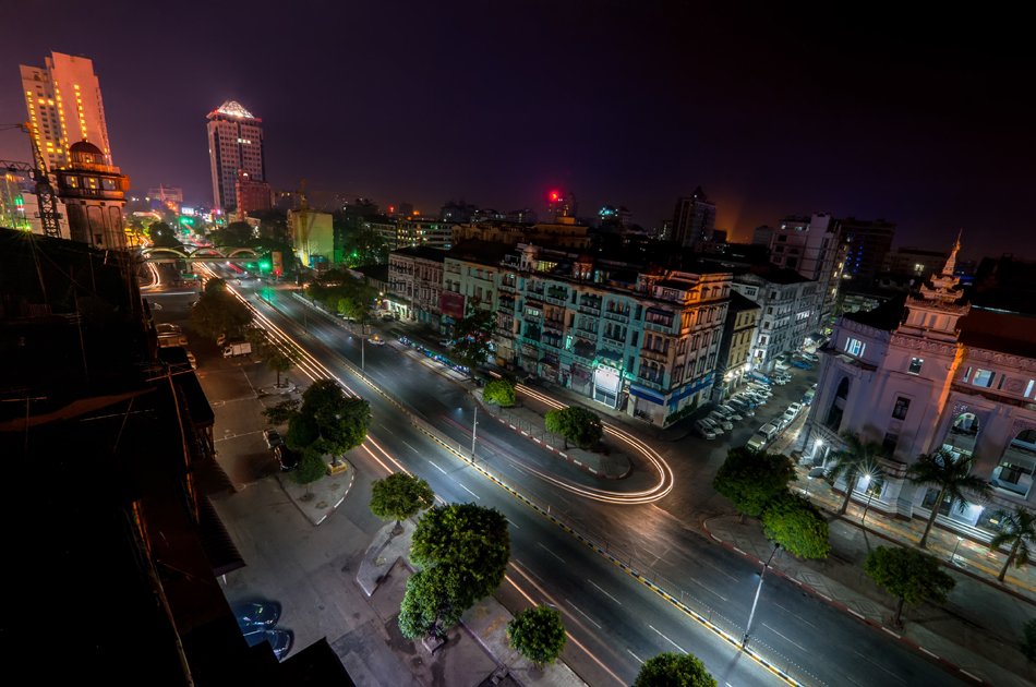 Private Highlights Day Tour of Yangon