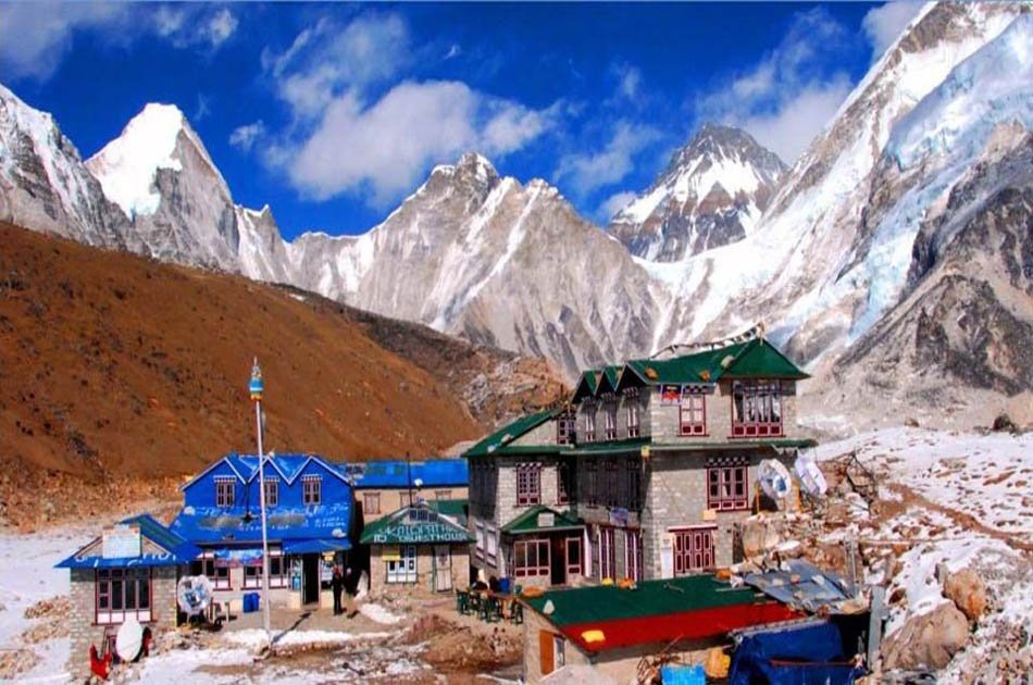 13 days Everest Luxury Panorama Trek overnight at Yeti Mountain Home