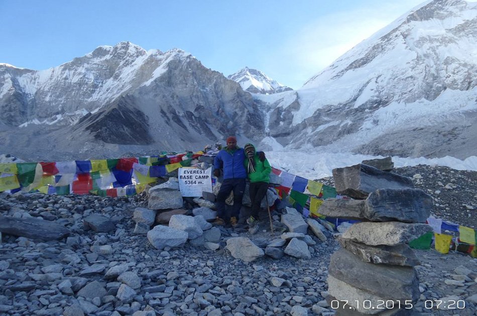 17 Day Everest Base Camp Trek with Gokyo Ri,Cho La Pass & Kalapatthar