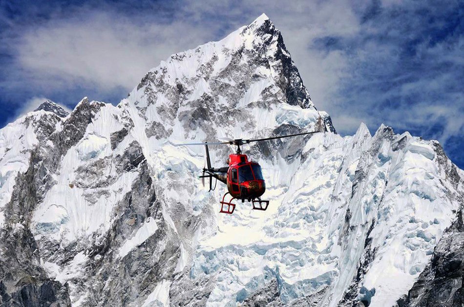 Everest Heli Tour With Breakfast in Syangboche