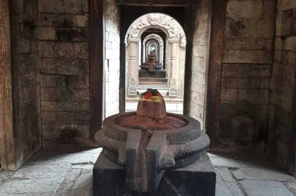 Full Day Pashupatinath Boudhanatha and Bhaktapur City Tour