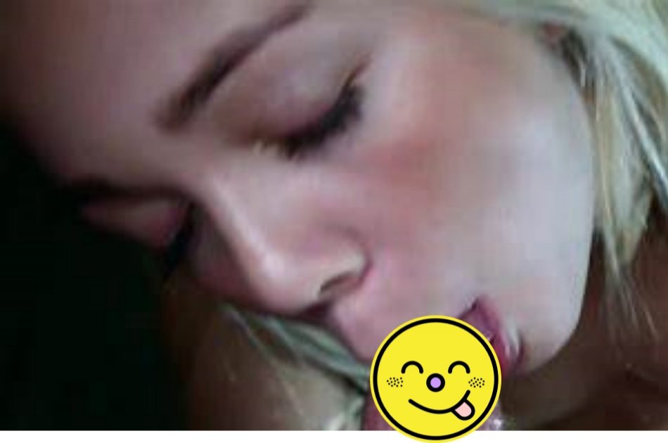 Amsterdam Bachelorette Special: Blowjob Workshop