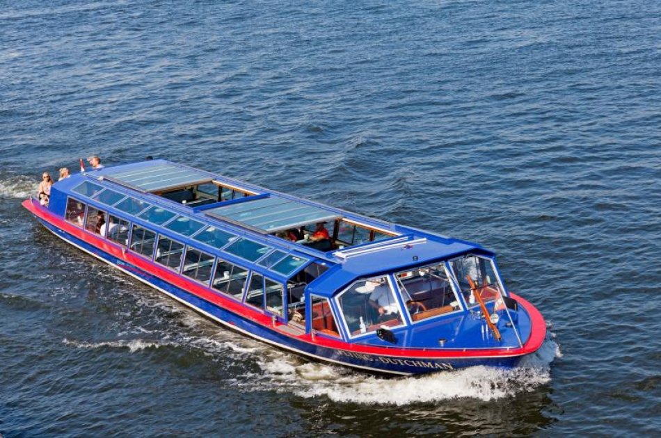 Family Friendly Canal Cruise With Snack Box From Dock Opposite Hard Rock Cafe